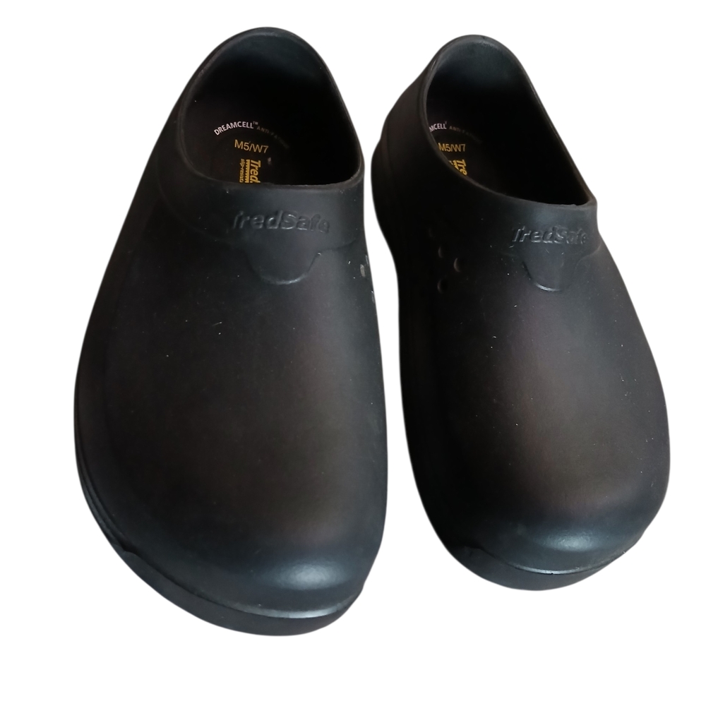 Slip-Resistant Shoes TredSafe Woman's Size M5/W7